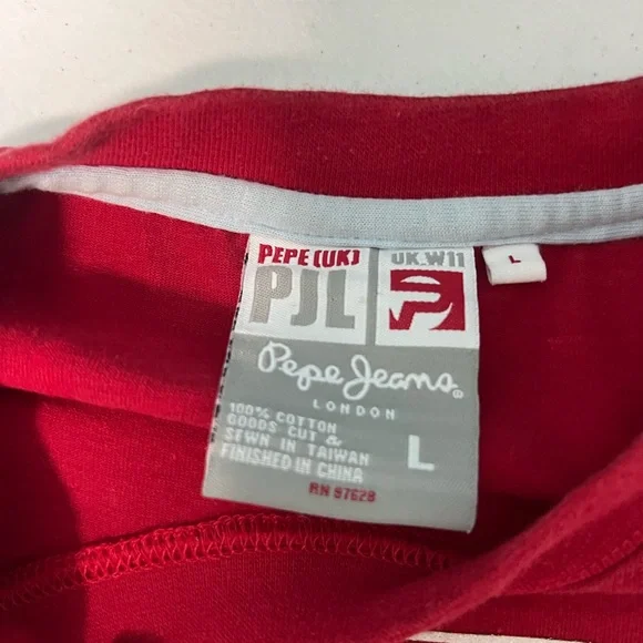 Pepe Jeans vintage Red Graphic T-Shirt. Straight from the 90s size large. - Picture 2 of 5